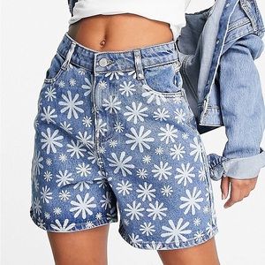 Asos daisy print denim shorts